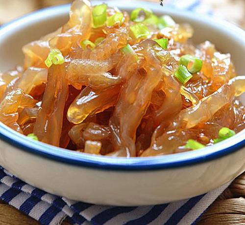 凉拌海蜇皮