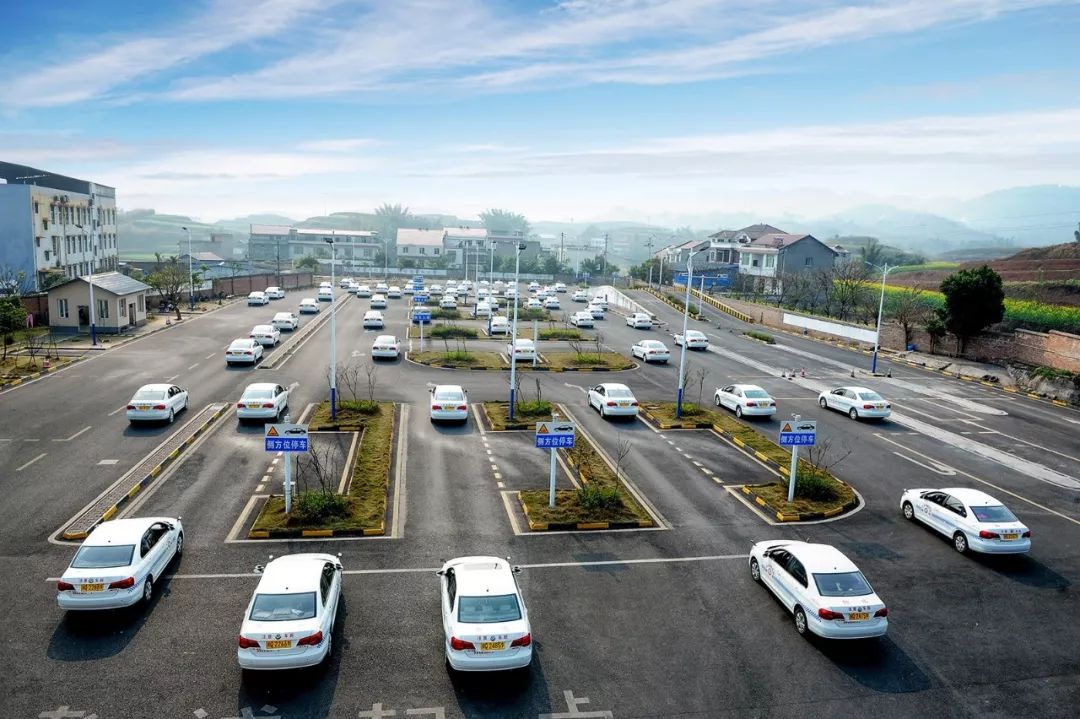 低至2780元驾校学费又降了还没考驾照的南溪人有福了